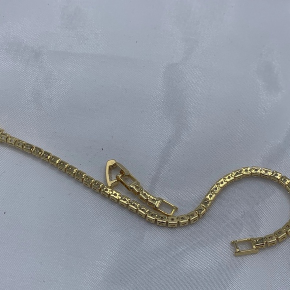 Glistening Simple Gold Plated Crystal Tennis Bracelet - Picture 10 of 10